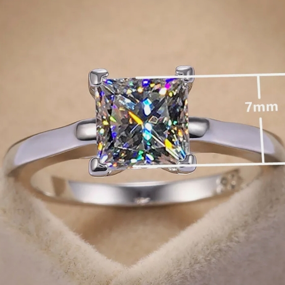 Proposal promise wedding Prong diamond Ring - Picture 5 of 5